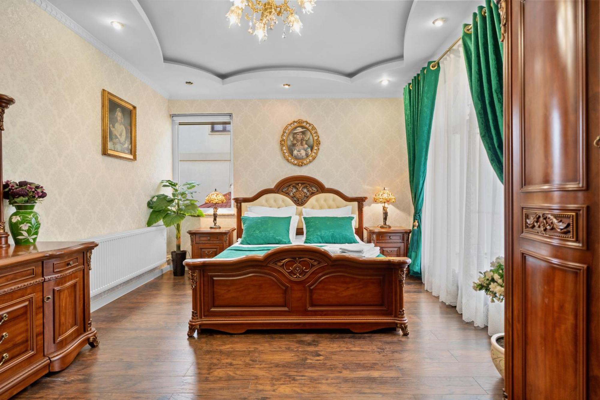 Luxurious Villa With Lush Garden And Huge Terrace Near Herastrau Park Bucureşti Eksteriør bilde