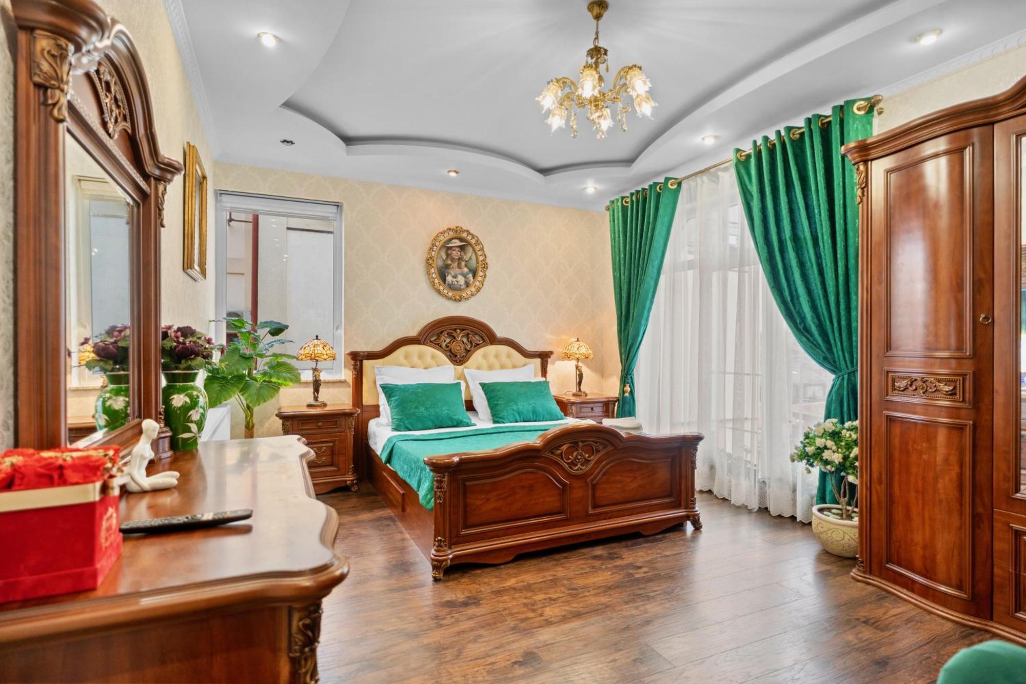 Luxurious Villa With Lush Garden And Huge Terrace Near Herastrau Park Bucureşti Eksteriør bilde