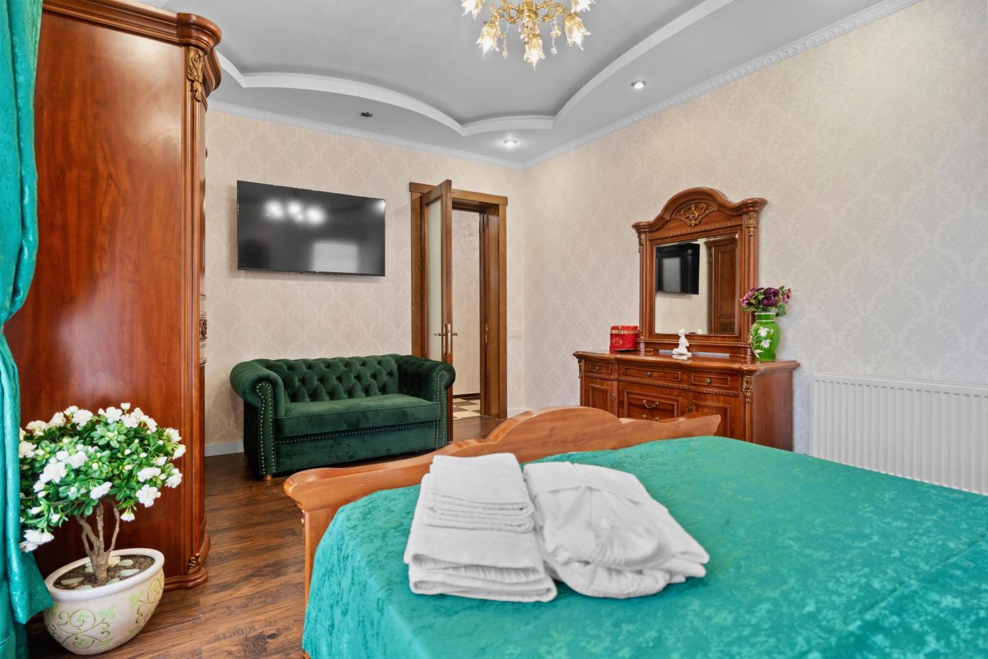 Luxurious Villa With Lush Garden And Huge Terrace Near Herastrau Park Bucureşti Eksteriør bilde
