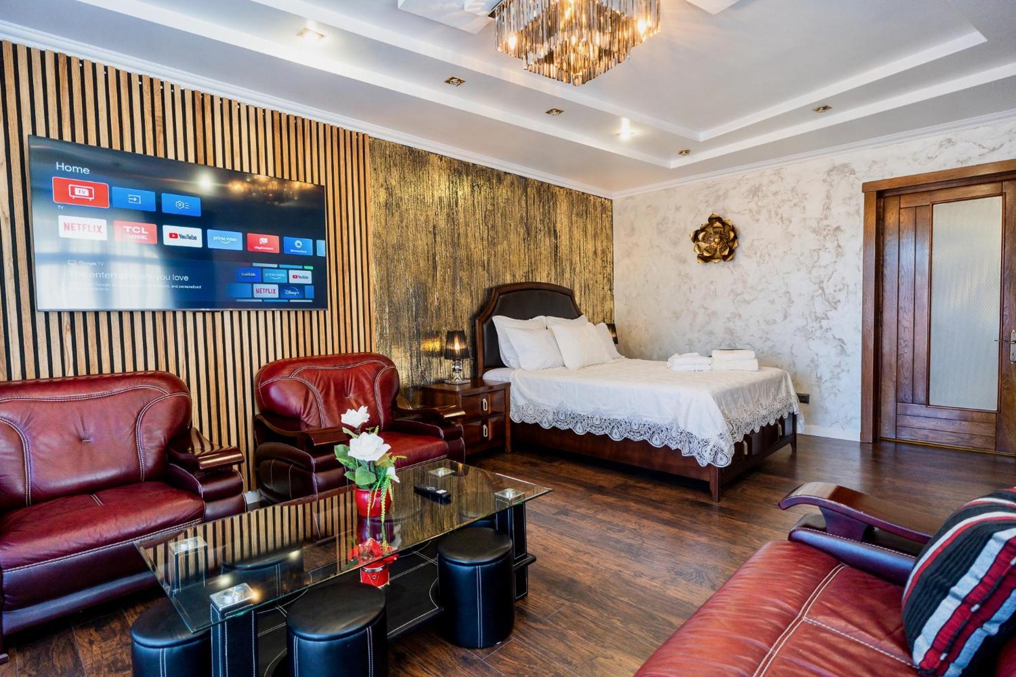 Luxurious Villa With Lush Garden And Huge Terrace Near Herastrau Park Bucureşti Eksteriør bilde
